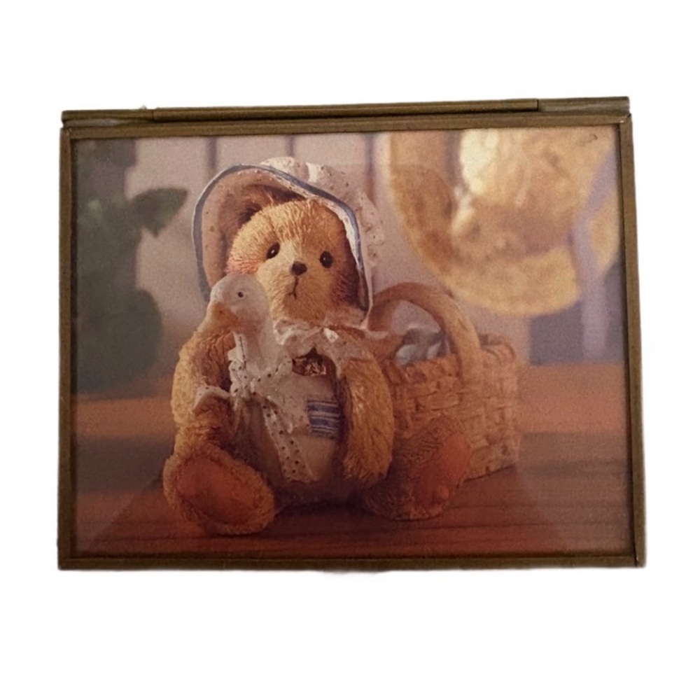 Priscilla Hillman Antique Trinket Box